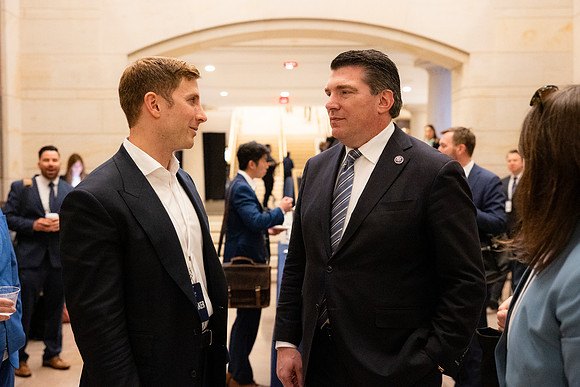 0076_5-1-24_HILL-and-Valley-US-Capitol-Eventphotojournalism-event-Photographers