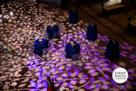 0040__12-8-22_Venture-Global-Holiday-Party-National-Museum-of-Natural-History-Washington-DC-EventPhotojournalism-event-photographers