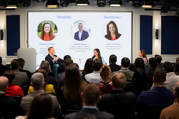 0448__2-18-25_Jack-Morton-Fireside-Chat-Google-event-photographers-Event-Photojournalism-photography