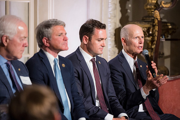 0325__9-21-22__Global-Talk-With-Jacob-Helberg-Anderson-House-Washington-DC-Event-Photojournalism-event-photography