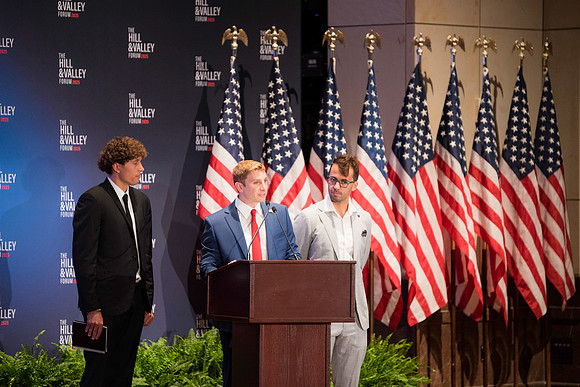 160__4-30-25_Hill-Valley-Forum-Event-Capitol-Building-Union-Station-Event-Photojournalism-photographer