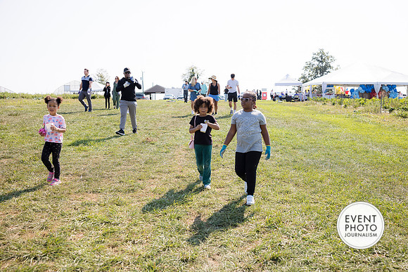 0166__9-14-24-Chartis-Federal-Corporate-Family-Day-JK-Farm-Purceville-Virginia-EventPhotojournalism-event-photographers