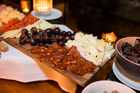 0038__12-13-24_Bain-Company-Holiday-Party-District-Winery-EventPhotojournalism-photography