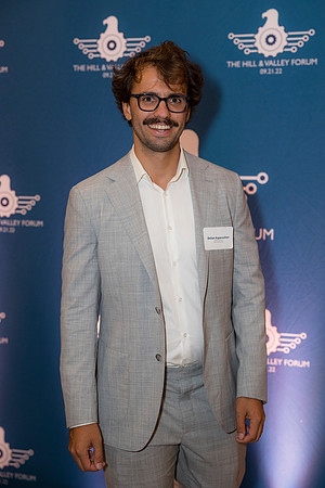 0061__9-21-22__Global-Talk-With-Jacob-Helberg-Anderson-House-Washington-DC-Event-Photojournalism-event-photography