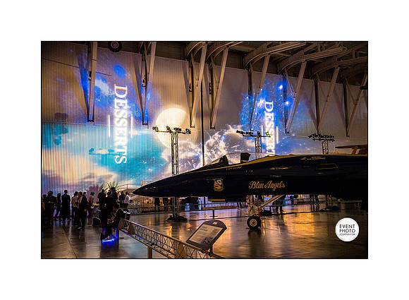 0292__12-3-22__Event_Verisign-Holiday-Party-Udvar-Hazy-Center-EventPhotojournalism-event-photographers-Virginia