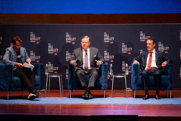 0350_5-1-24_HILL-and-Valley-US-Capitol-Eventphotojournalism-event-Photographers