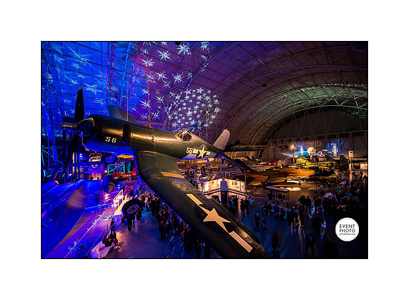 0348__12-3-22__Event_Verisign-Holiday-Party-Udvar-Hazy-Center-EventPhotojournalism-event-photographers-Virginia