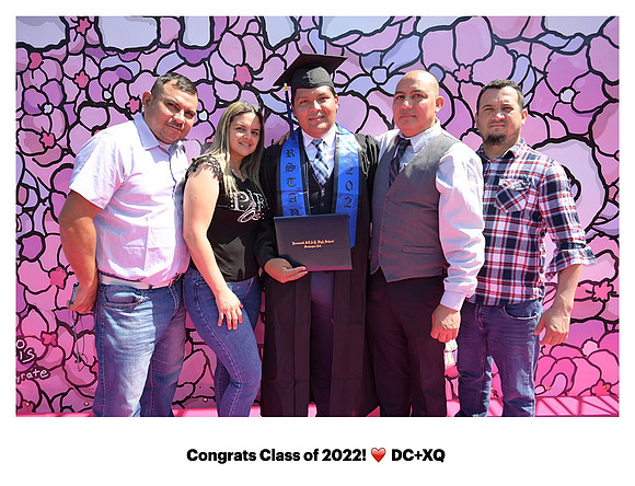 0151__8-12-22_Rainbow-Graduation-Class-2022_XQ