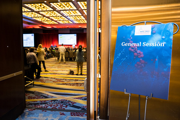 1233__08-31-22___ISFG 2022-Washington-DC-Marriott-Marquis-Hotel--EventPhotojournalism-conference-photographers