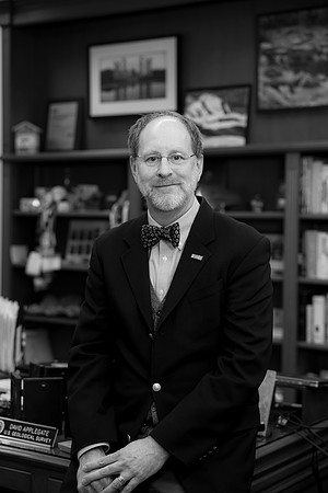 8412-19-24_USGS_David-Applegate-Professional-Headshot-Photographers-EventPhotojournalism-photography