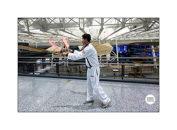 0147__12-3-22__Event_Verisign-Holiday-Party-Udvar-Hazy-Center-EventPhotojournalism-event-photographers-Virginia