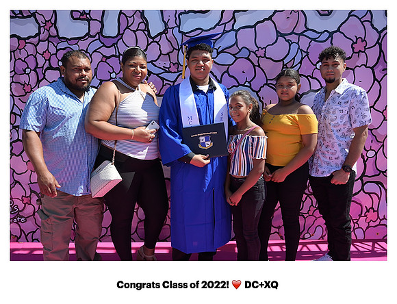 0050__8-12-22_Rainbow-Graduation-Class-2022_XQ