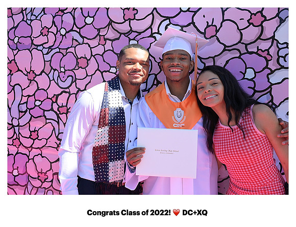 0201__8-12-22_Rainbow-Graduation-Class-2022_XQ