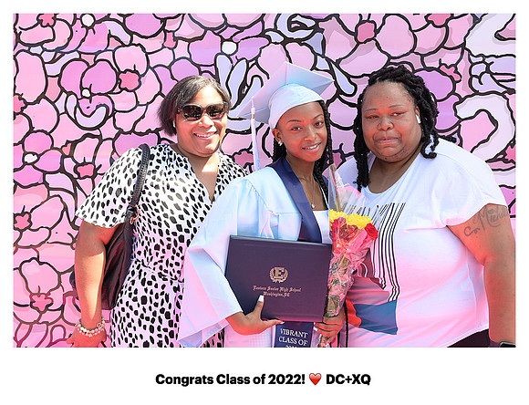 0157__8-12-22_Rainbow-Graduation-Class-2022_XQ