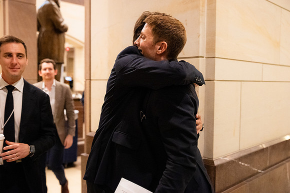0329_5-1-24_HILL-and-Valley-US-Capitol-Eventphotojournalism-event-Photographers