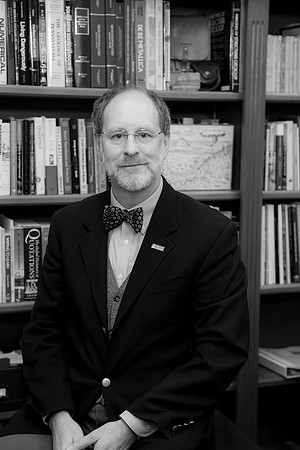 7212-19-24_USGS_David-Applegate-Professional-Headshot-Photographers-EventPhotojournalism-photography