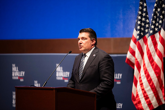 0138_5-1-24_HILL-and-Valley-US-Capitol-Eventphotojournalism-event-Photographers