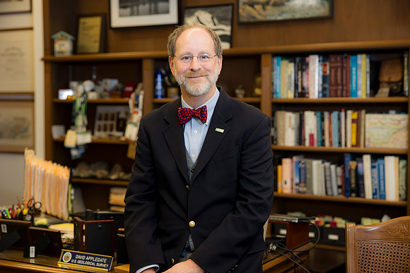 9112-19-24_USGS_David-Applegate-Professional-Headshot-Photographers-EventPhotojournalism-photography
