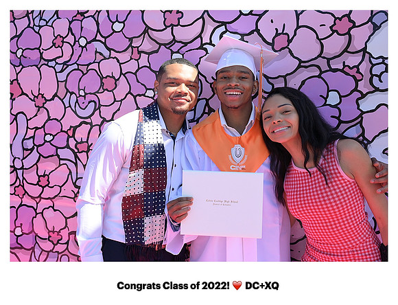 0202__8-12-22_Rainbow-Graduation-Class-2022_XQ