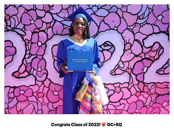 0139__8-12-22_Rainbow-Graduation-Class-2022_XQ