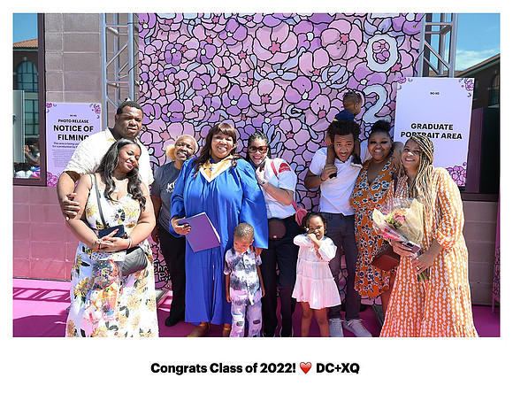0222__8-12-22_Rainbow-Graduation-Class-2022_XQ