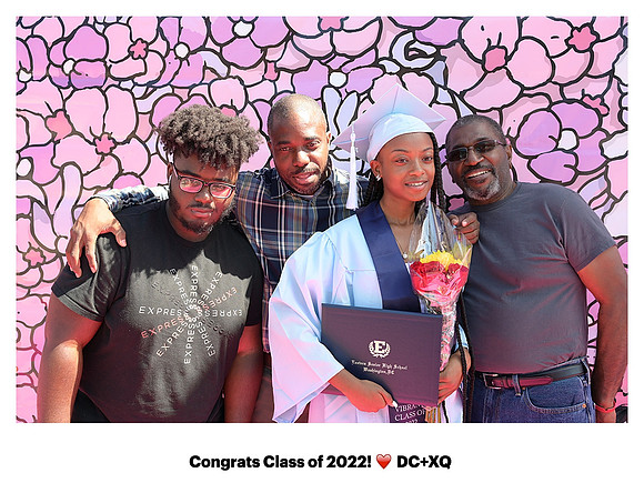 0161__8-12-22_Rainbow-Graduation-Class-2022_XQ