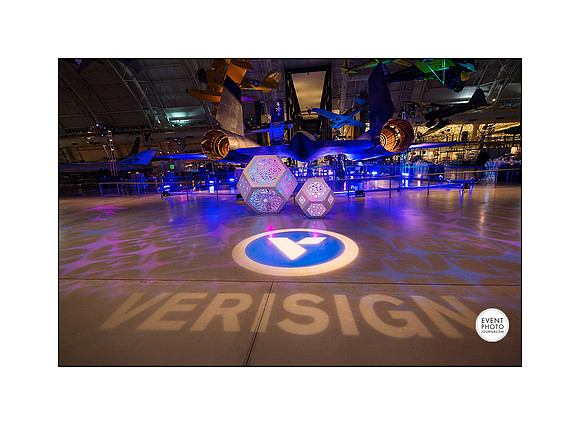 0118__12-3-22__Event_Verisign-Holiday-Party-Udvar-Hazy-Center-EventPhotojournalism-event-photographers-Virginia