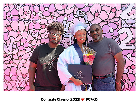 0160__8-12-22_Rainbow-Graduation-Class-2022_XQ