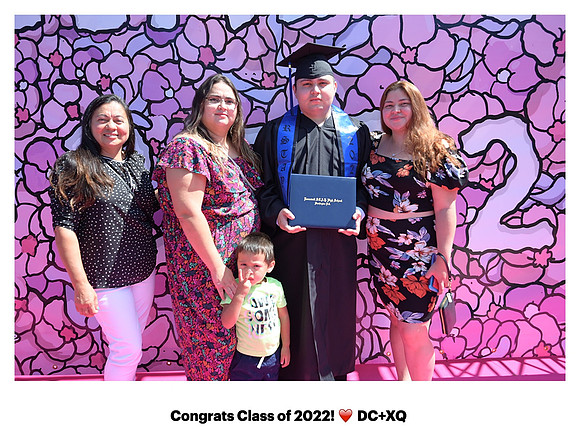 0122__8-12-22_Rainbow-Graduation-Class-2022_XQ