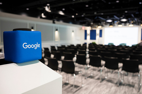 0023__2-18-25_Jack-Morton-Fireside-Chat-Google-event-photographers-Event-Photojournalism-photography