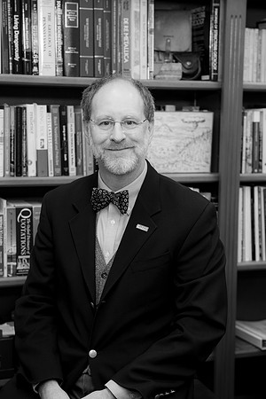 6812-19-24_USGS_David-Applegate-Professional-Headshot-Photographers-EventPhotojournalism-photography