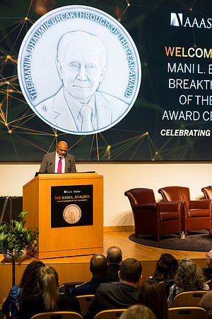 0146__6-5-25_AAAS-2025-Mani-L-Bhaumik-Breakthough-Award-Washington-DC-Event-Photojournalism-photography