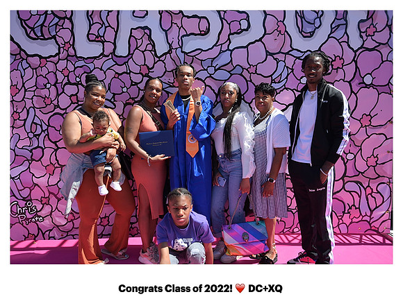0228__8-12-22_Rainbow-Graduation-Class-2022_XQ