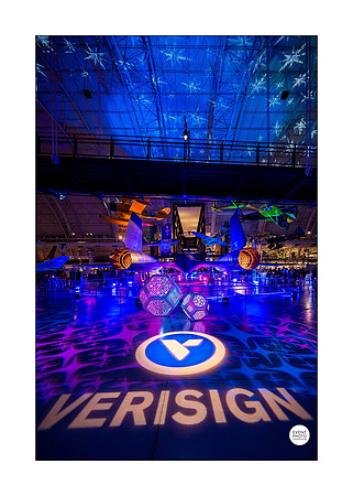 0366__12-3-22__Event_Verisign-Holiday-Party-Udvar-Hazy-Center-EventPhotojournalism-event-photographers-Virginia