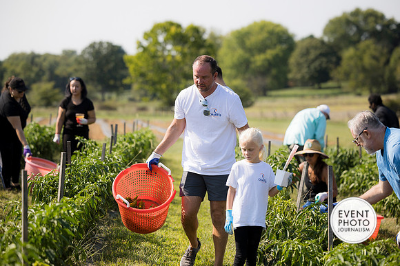 0234__9-14-24-Chartis-Federal-Corporate-Family-Day-JK-Farm-Purceville-Virginia-EventPhotojournalism-event-photographers