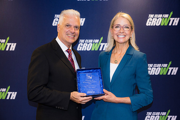 0055__5-13-25_Club-for-Growth-2025-Defenders-of-Economic-Freedom-Award-Capitol-Hill-Club-Washington-DC-Event-Photojournalism-photography