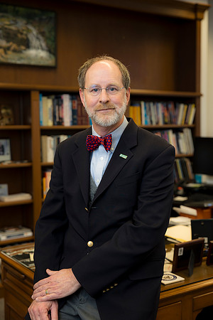 10712-19-24_USGS_David-Applegate-Professional-Headshot-Photographers-EventPhotojournalism-photography