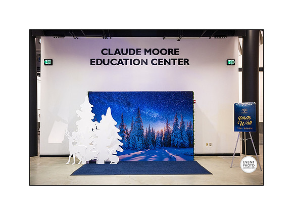 0091__12-3-22__Event_Verisign-Holiday-Party-Udvar-Hazy-Center-EventPhotojournalism-event-photographers-Virginia