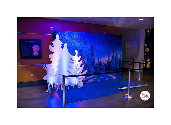 0006__12-3-22__Event_Verisign-Holiday-Party-Udvar-Hazy-Center-EventPhotojournalism-event-photographers-Virginia