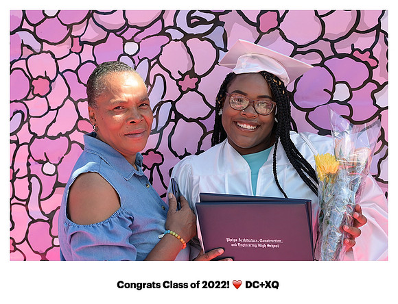 0190__8-12-22_Rainbow-Graduation-Class-2022_XQ