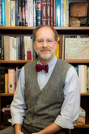 3712-19-24_USGS_David-Applegate-Professional-Headshot-Photographers-EventPhotojournalism-photography