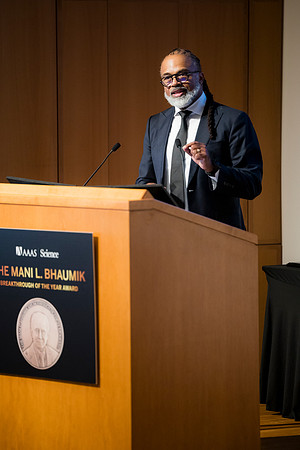 0176__6-5-25_AAAS-2025-Mani-L-Bhaumik-Breakthough-Award-Washington-DC-Event-Photojournalism-photography