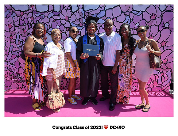 0166__8-12-22_Rainbow-Graduation-Class-2022_XQ
