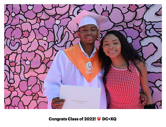 0196__8-12-22_Rainbow-Graduation-Class-2022_XQ