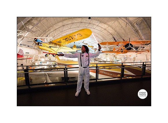 0162__12-3-22__Event_Verisign-Holiday-Party-Udvar-Hazy-Center-EventPhotojournalism-event-photographers-Virginia