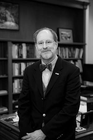 9812-19-24_USGS_David-Applegate-Professional-Headshot-Photographers-EventPhotojournalism-photography