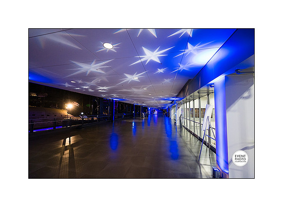 0169__12-3-22__Event_Verisign-Holiday-Party-Udvar-Hazy-Center-EventPhotojournalism-event-photographers-Virginia