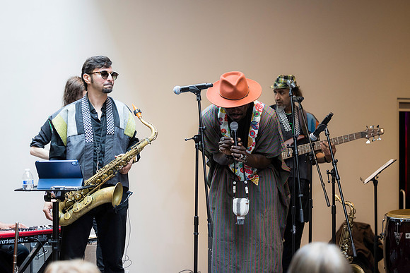 0231H_3-29-25_Smithsonian-Museum-of-African-Art-Cheikh-Ibra-Fam-Concert-Event-Photojournalism