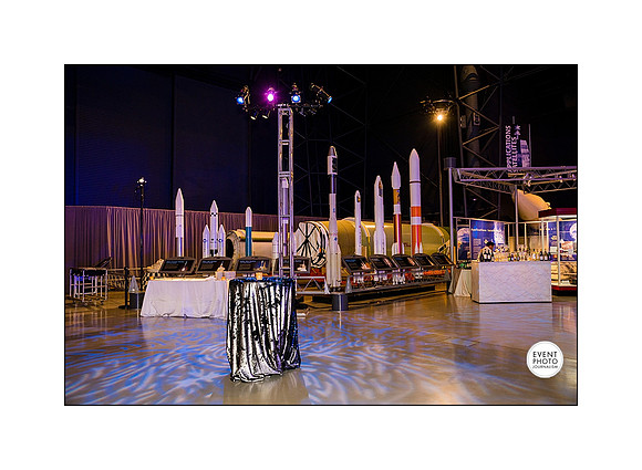 0012__12-3-22__Event_Verisign-Holiday-Party-Udvar-Hazy-Center-EventPhotojournalism-event-photographers-Virginia
