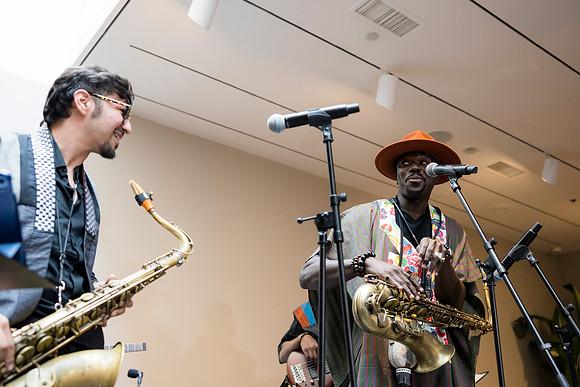 0176H_3-29-25_Smithsonian-Museum-of-African-Art-Cheikh-Ibra-Fam-Concert-Event-Photojournalism